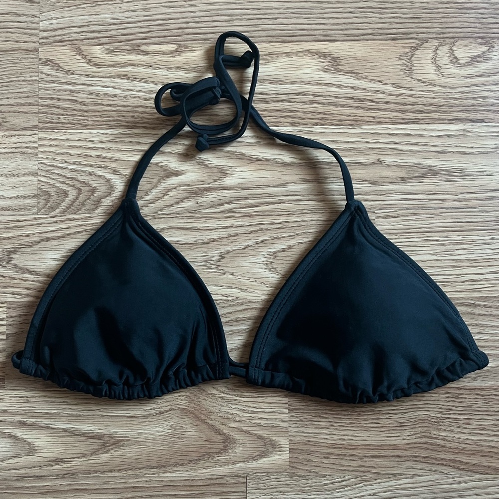 (NEVER WORN) Xhilaration Black Bikini Top